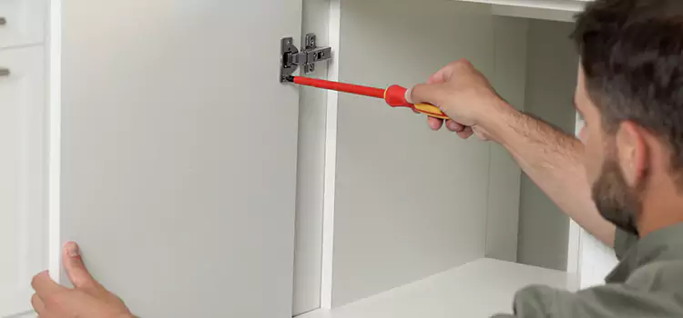 Screen Door Hinge Repair Cranston